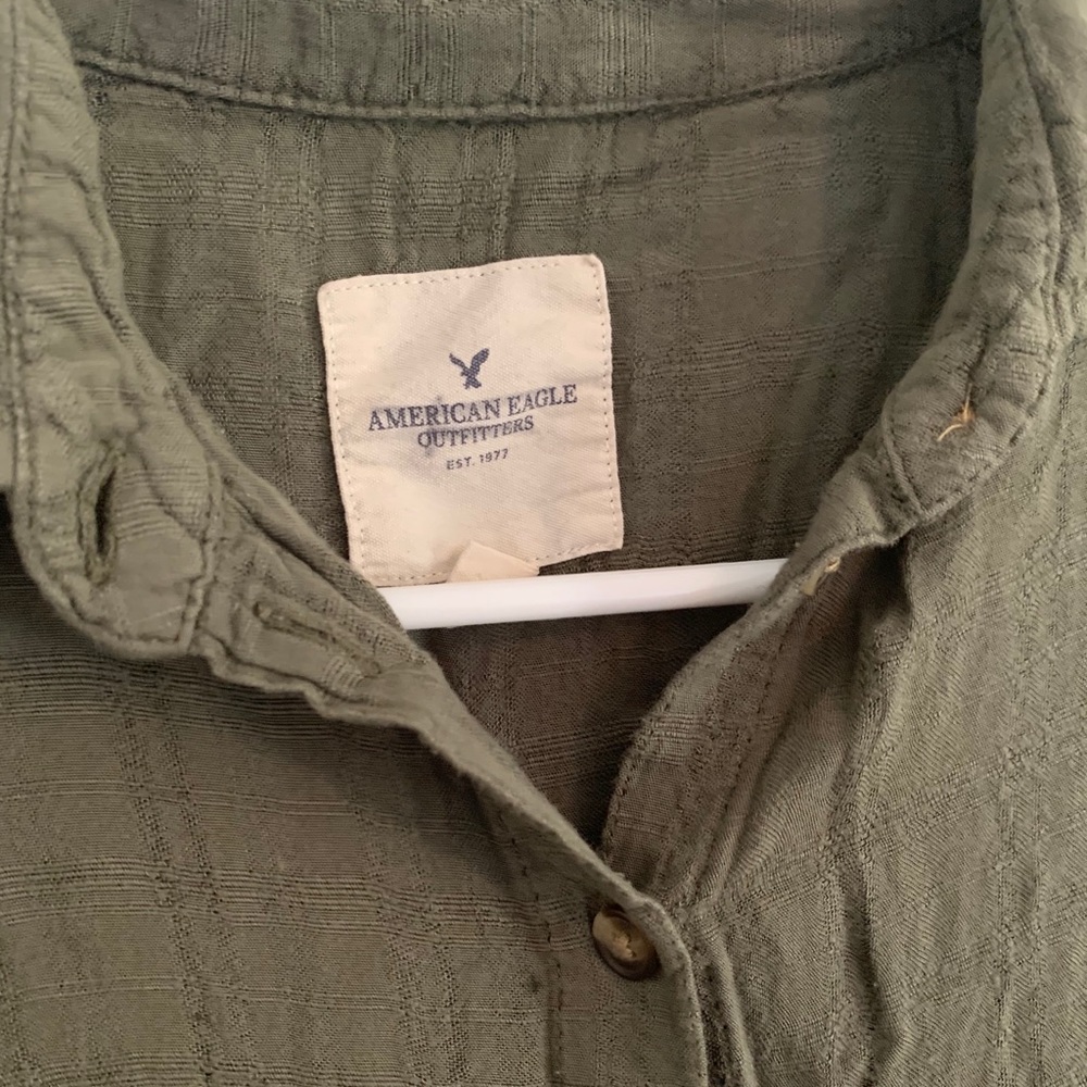 Buttoned shirt - Picture 2 of 2